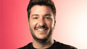 Cum Avansează Talentele Creative în Agențiile Internationale: Lecții pentru Piața Românească